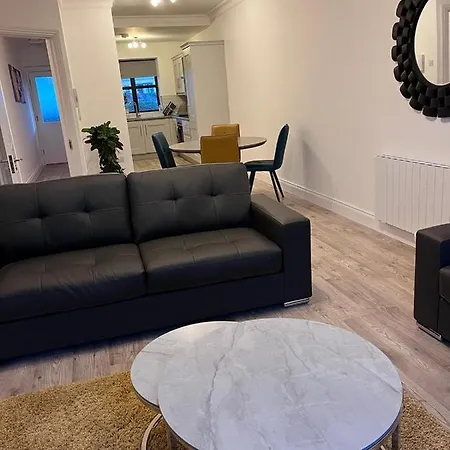 2 Bed Gated 15 The Anchorage The Quay F28 V342 公寓 韦斯特波特