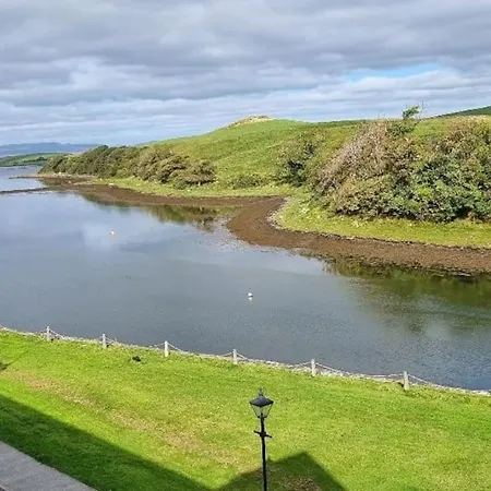 2 Bed Gated 15 The Anchorage The Quay F28 V342