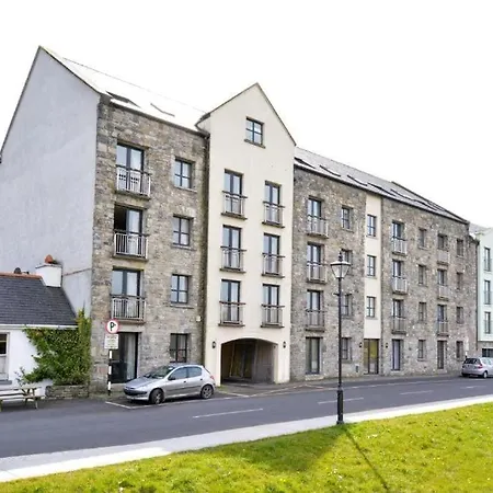 2 Bed Gated 15 The Anchorage The Quay F28 V342