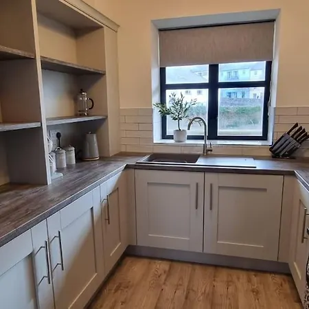 2 Bed Gated 15 The Anchorage The Quay F28 V342 Apartment Westport