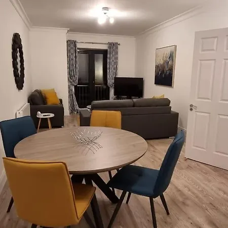2 Bed Gated 15 The Anchorage The Quay F28 V342 Westport